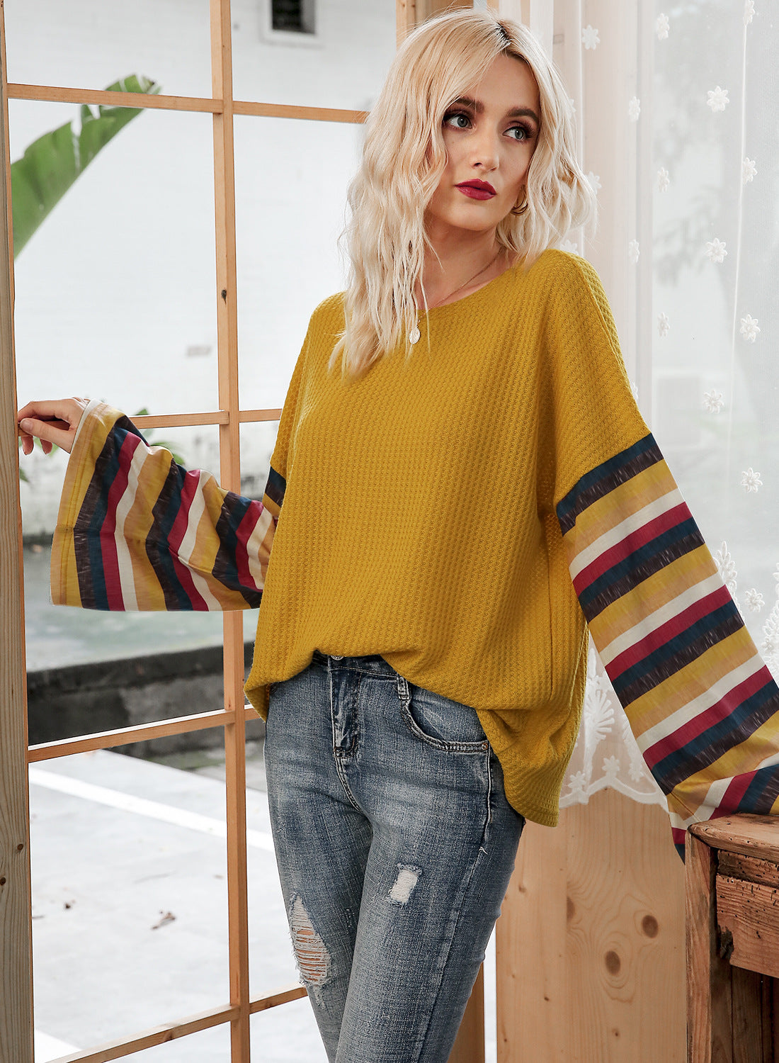 Hot Selling Stripe Flare Sleeve T-shirt