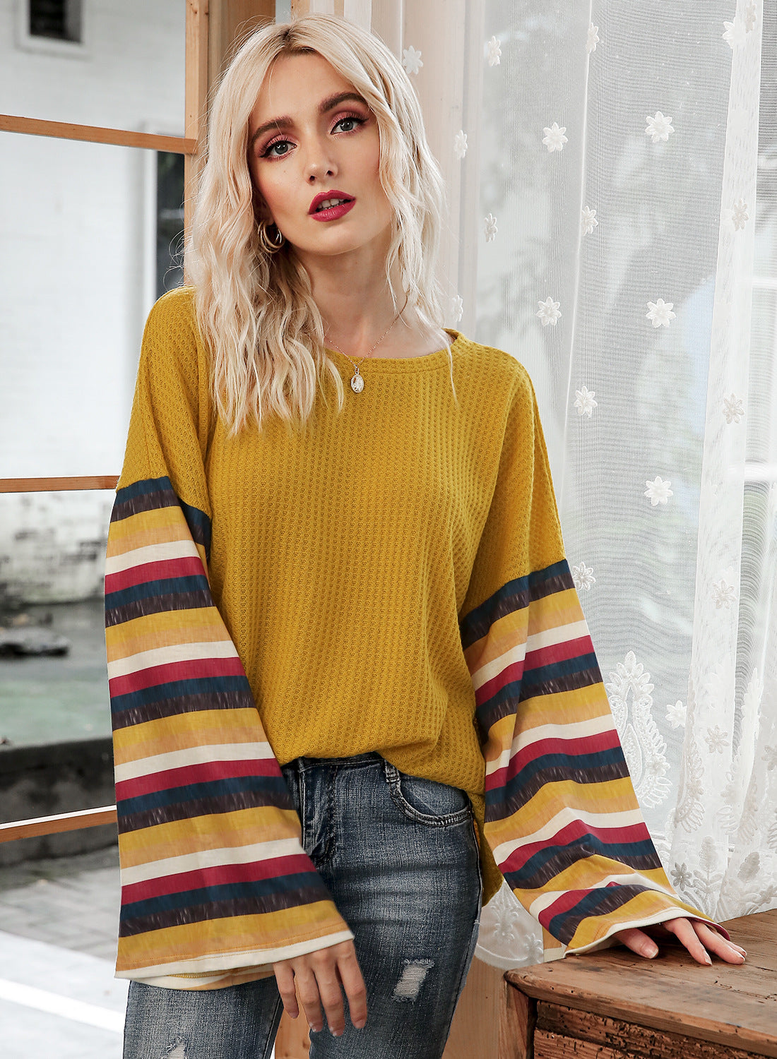 Hot Selling Stripe Flare Sleeve T-shirt
