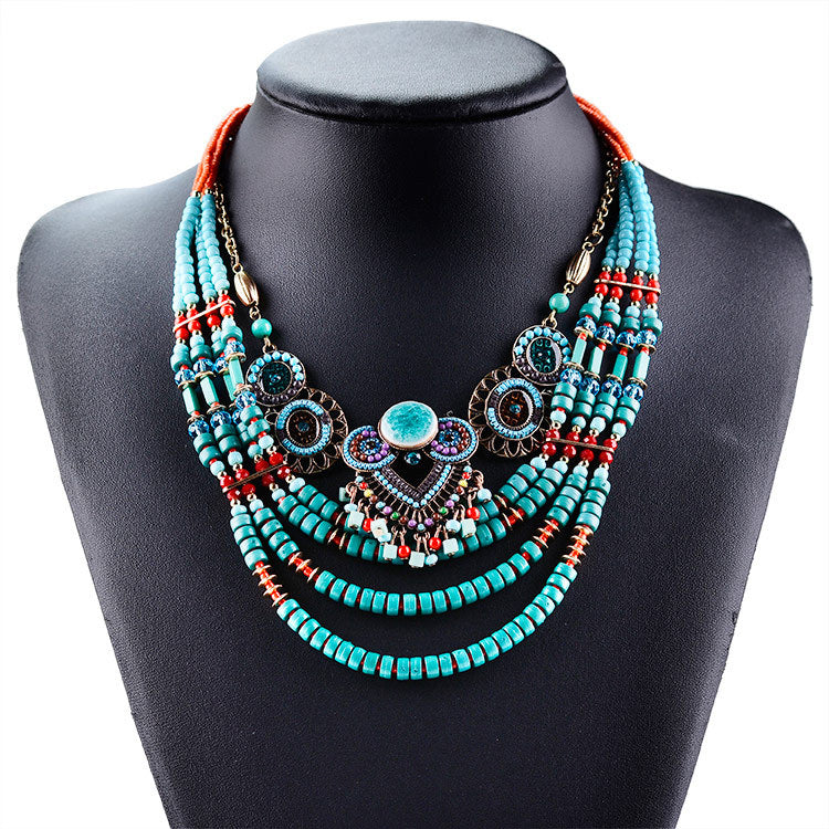 Exaggerated ethnic necklace